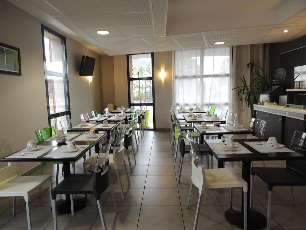 The Originals City, Hotel Novella Premium, Nantes Est Carquefou Exterior photo